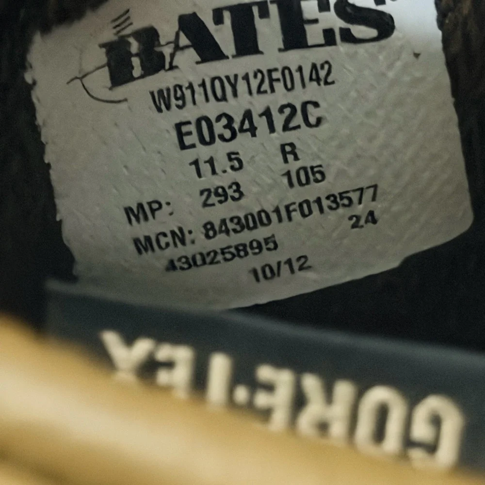 GORE-TEX Men’s Tan Hiking Boots